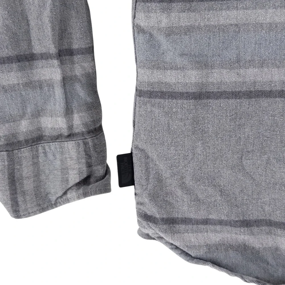 The North Face Mens Large Approach Plaid Flannel Long Sleeve Shirt Gray Gorpcore